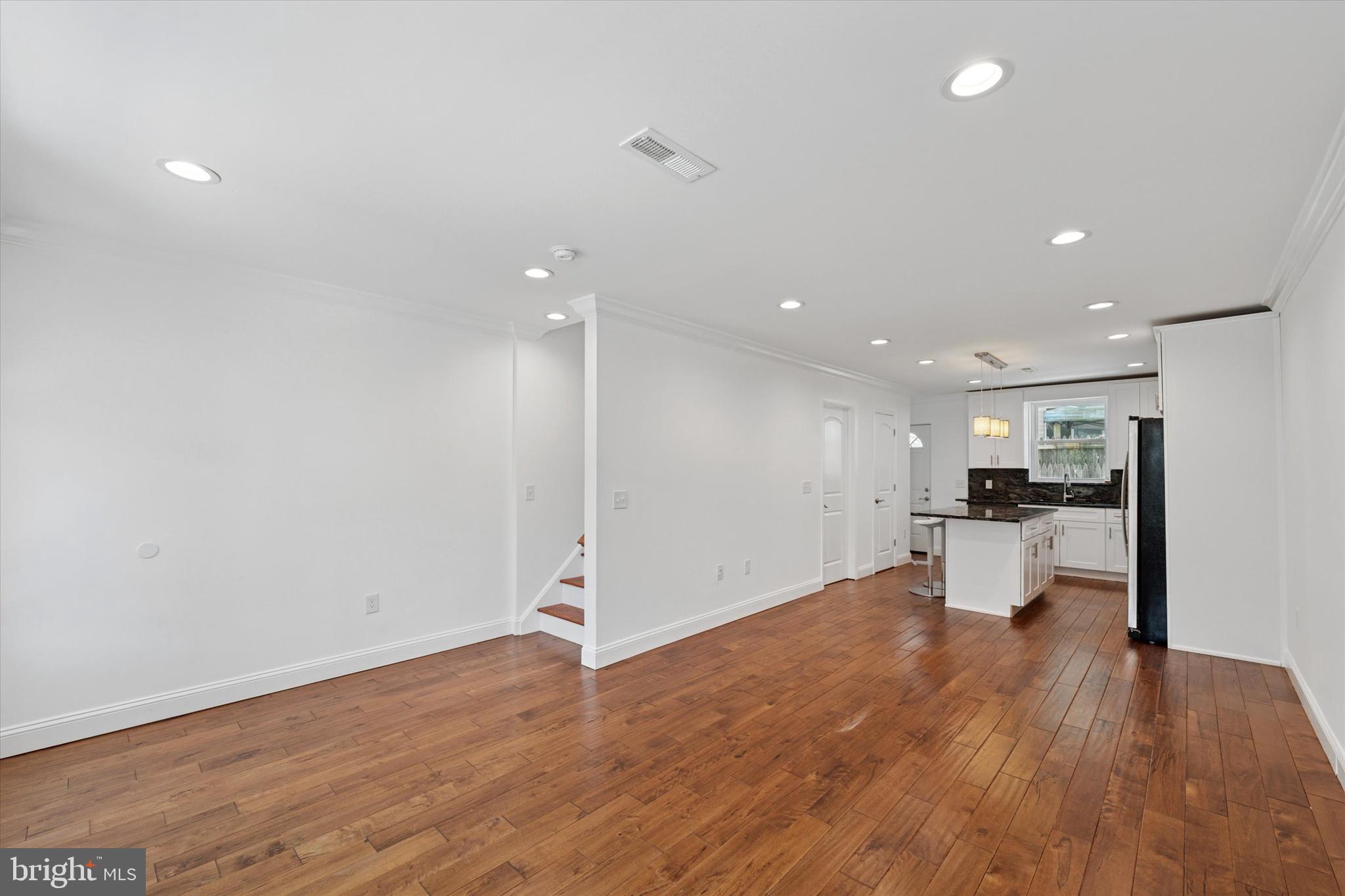 2630 E HAROLD STREET