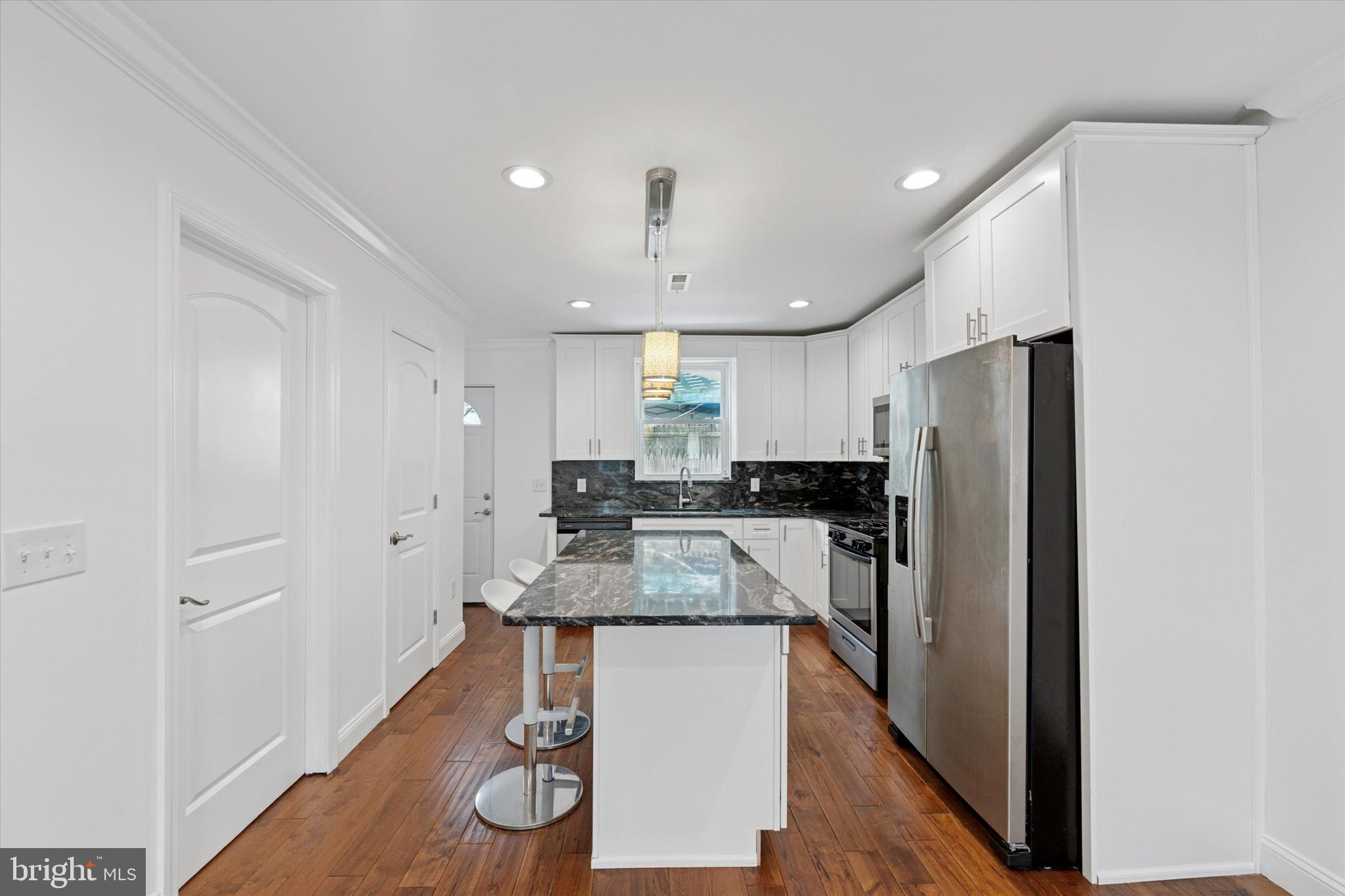 2630 E HAROLD STREET