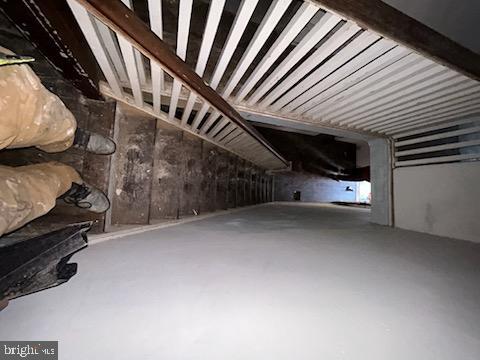 2410 N GARNET STREET