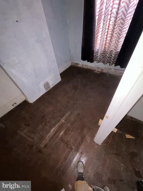 2410 N GARNET STREET