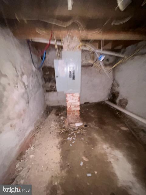 2410 N GARNET STREET