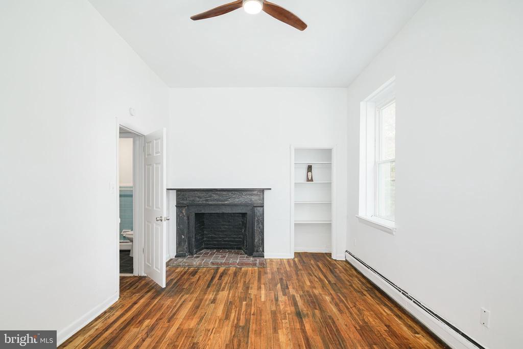 1024 PINE STREET Unit: 2