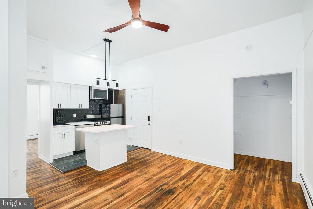 1024 PINE STREET Unit: 2