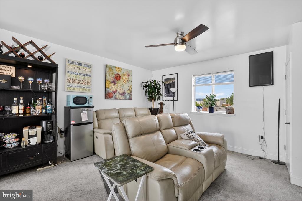 1436 S 16TH STREET