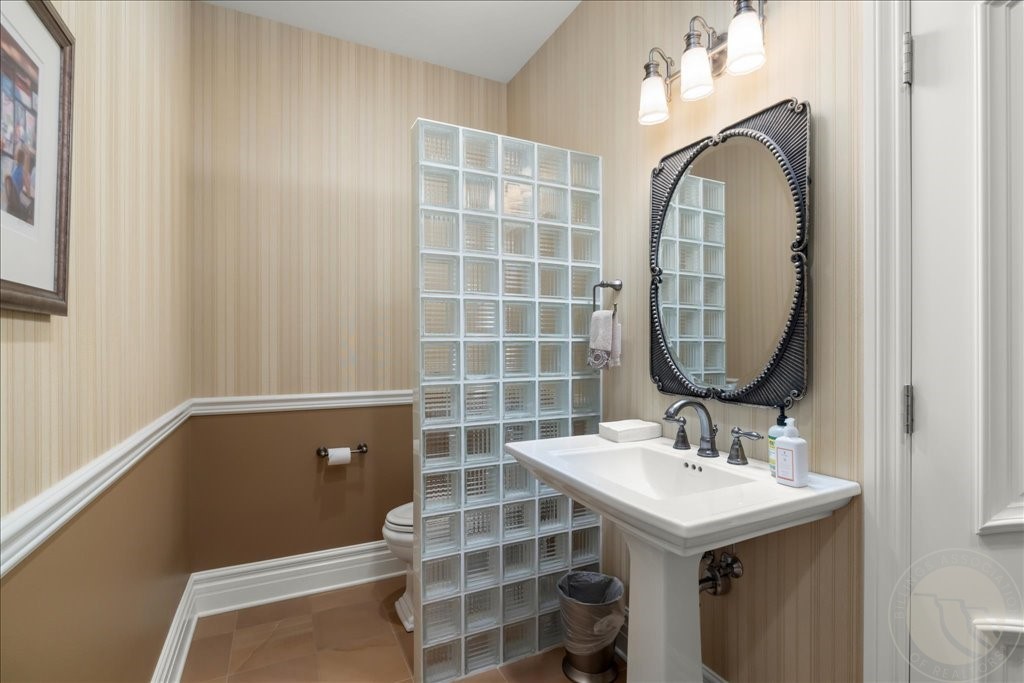 620 HIGHLAND PARK DRIVE