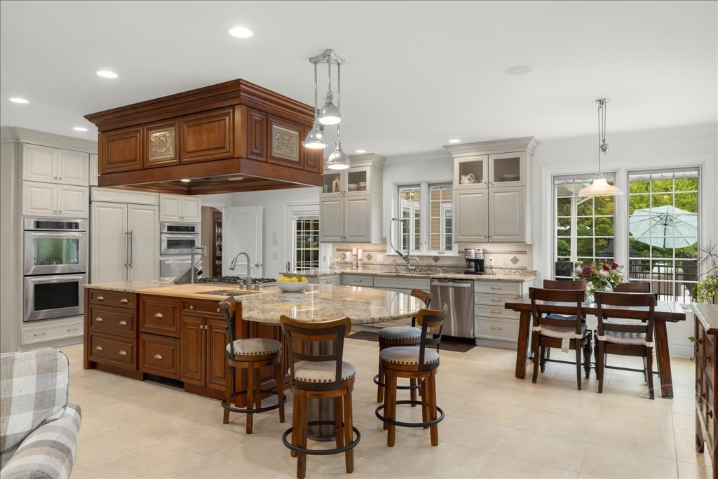 620 HIGHLAND PARK DRIVE