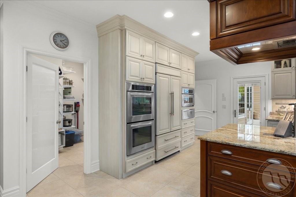 620 HIGHLAND PARK DRIVE