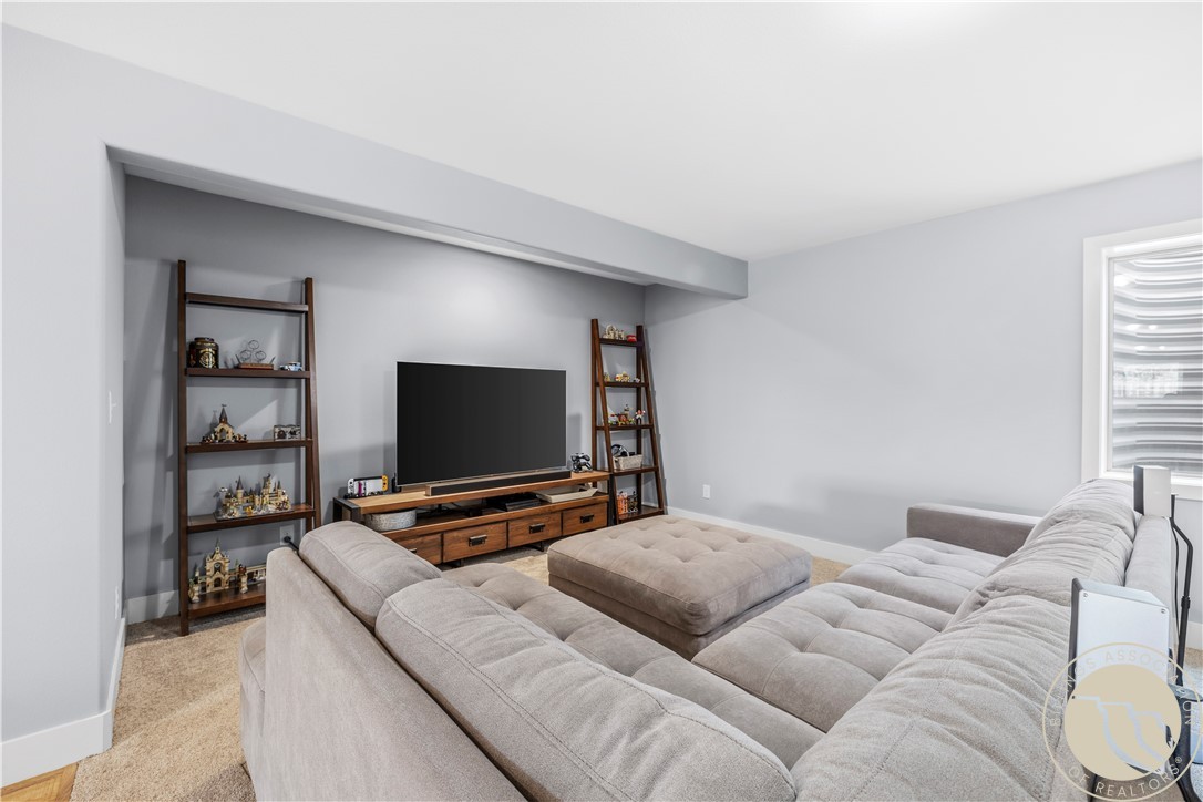 6838 Copper Ridge Loop