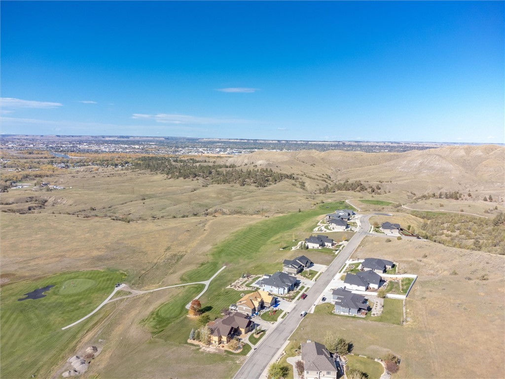 2433 Glengarry LANE