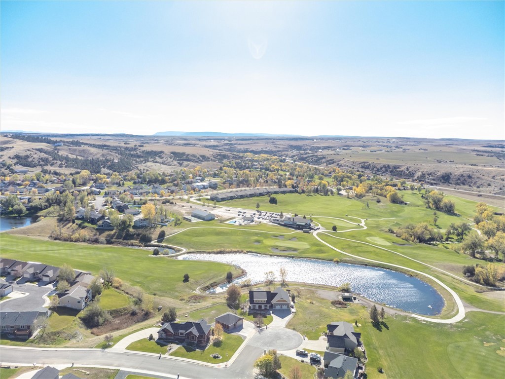 2433 Glengarry LANE