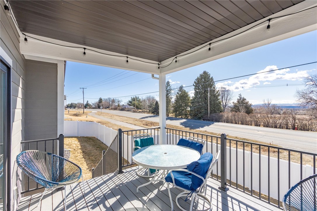 4960 Whisper Way