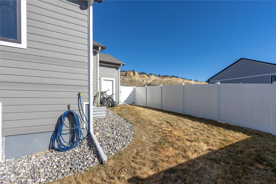 4960 Whisper Way
