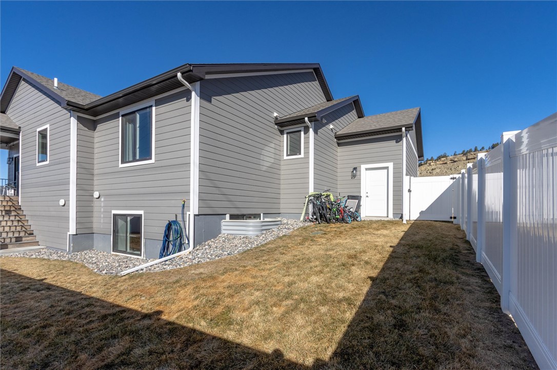 4960 Whisper Way