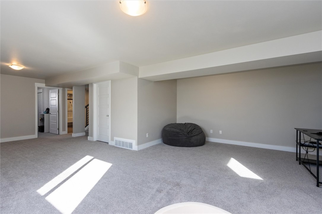 4960 Whisper Way