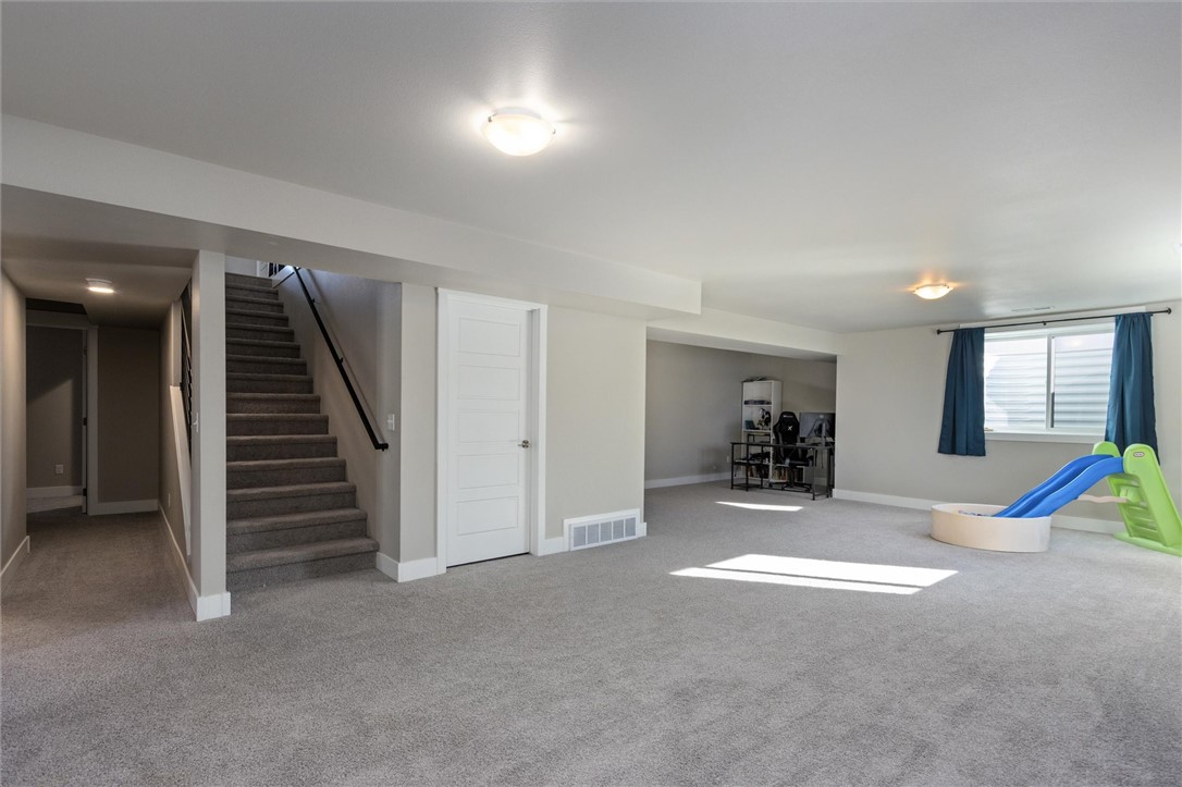 4960 Whisper Way