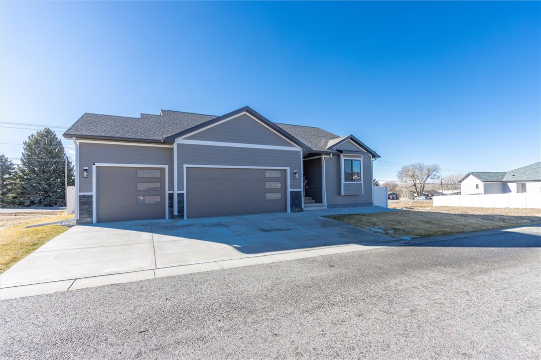 4960 Whisper Way