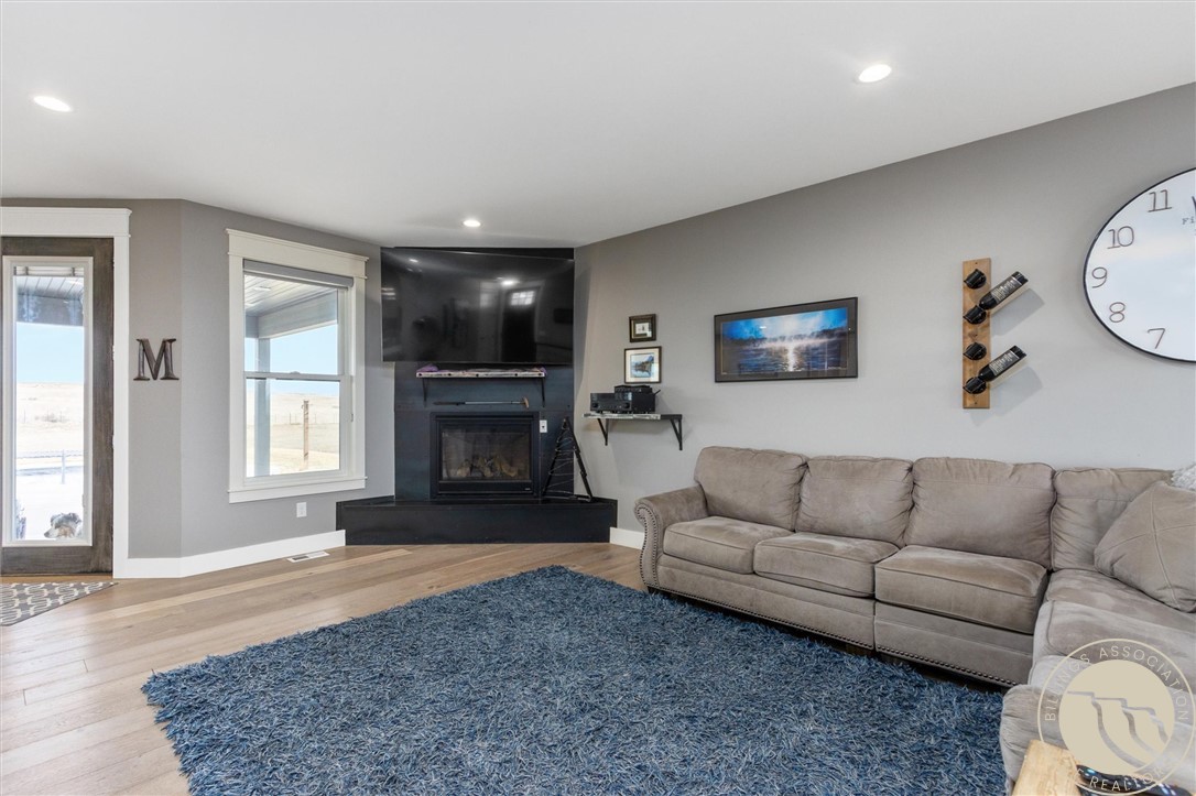 1709 Walker Lane