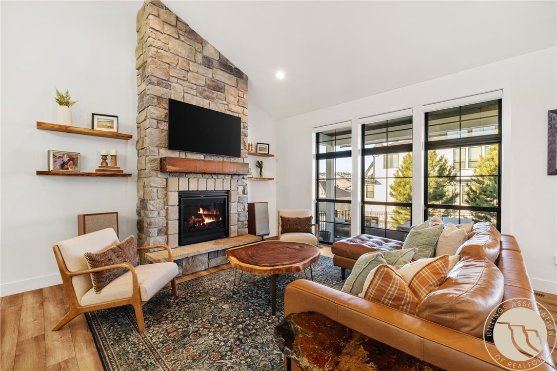 6125 Timbercove Drive