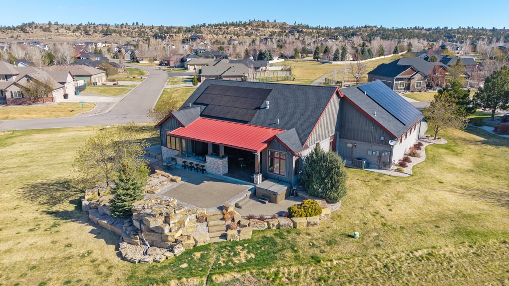 5978 Autumnwood Dr