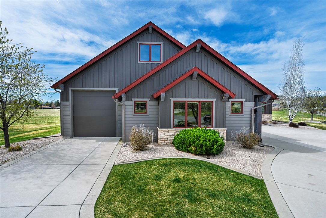 5978 Autumnwood Dr