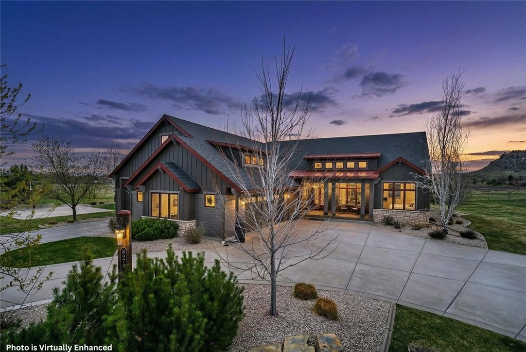 5978 Autumnwood Dr