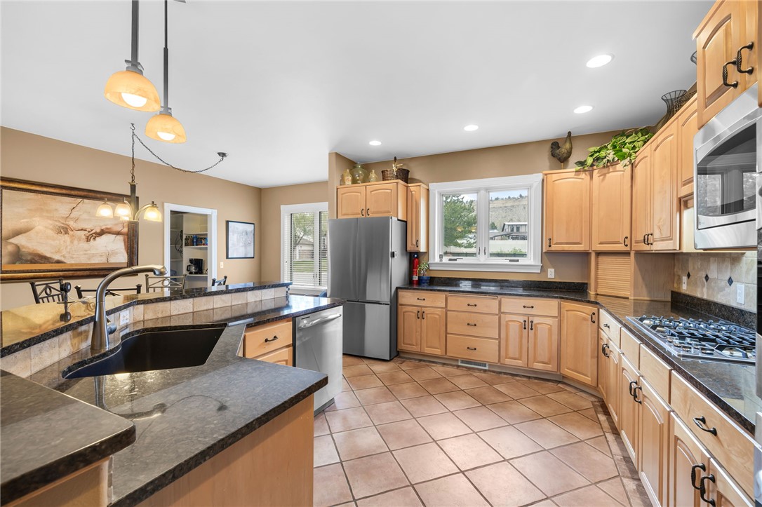 4506 Rio Vista Dr