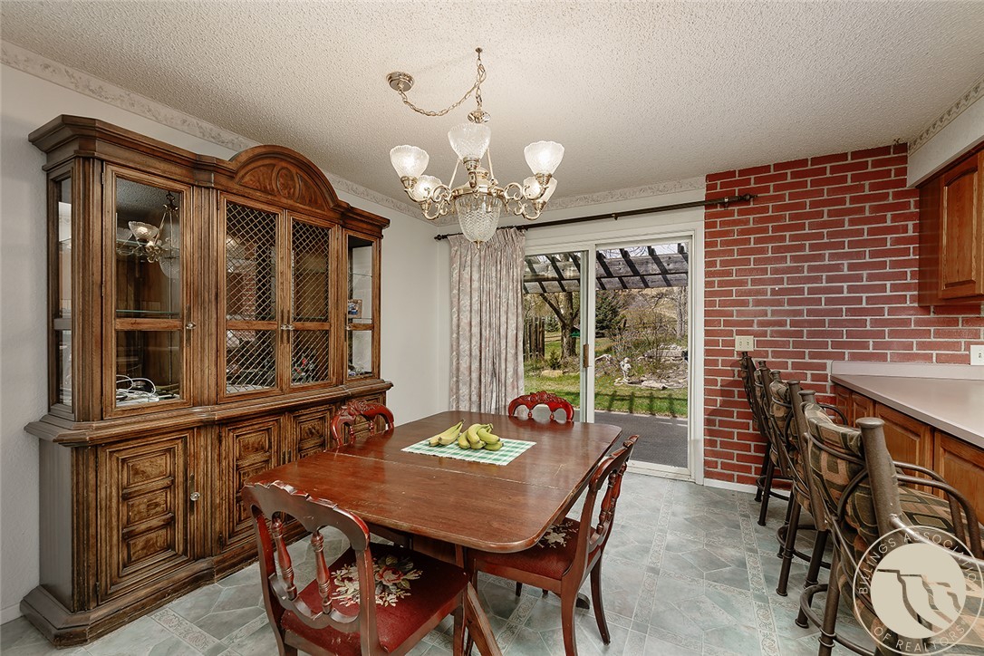 1337 Redwing Circle