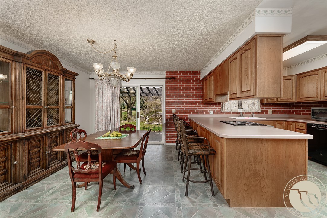 1337 Redwing Circle