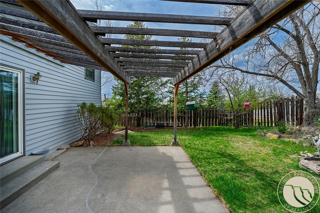 1337 Redwing Circle
