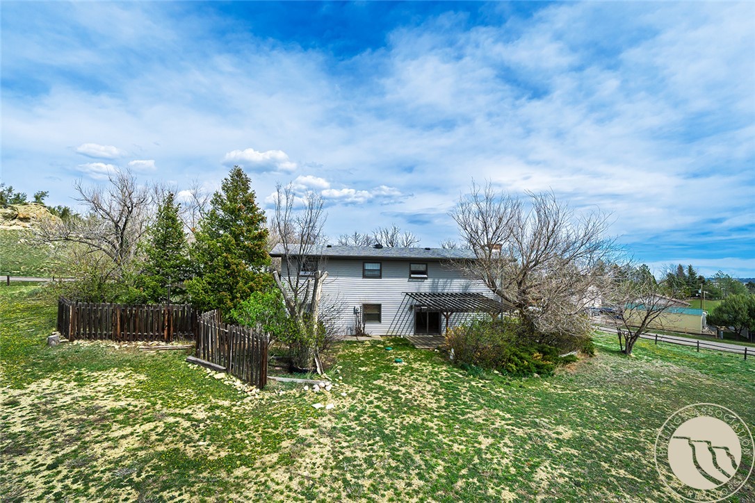 1337 Redwing Circle