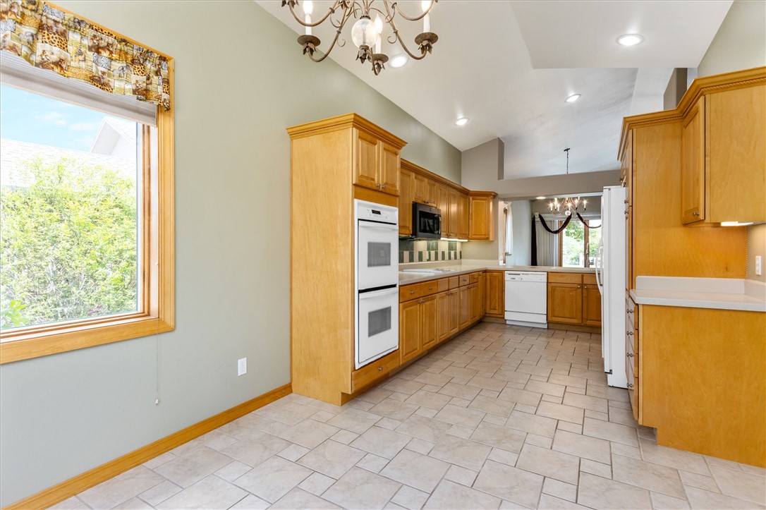 3116 Solar Boulevard