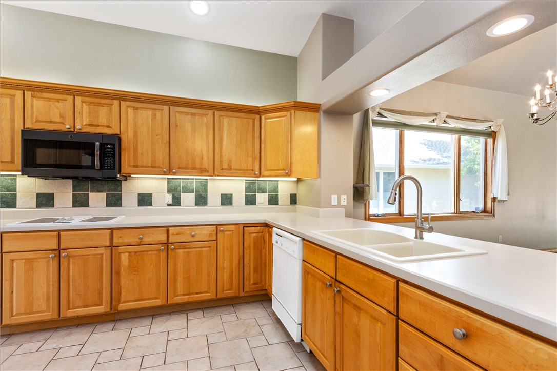 3116 Solar Boulevard