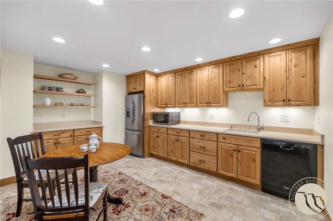 3065 Gregory Drive West