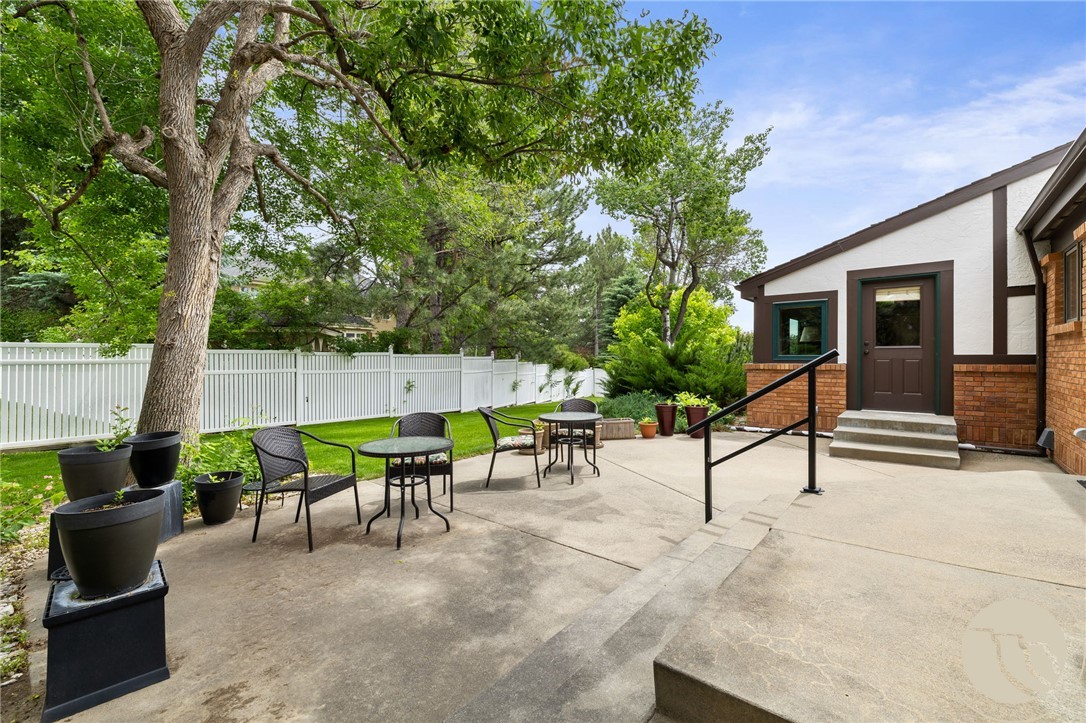 3065 Gregory Drive West