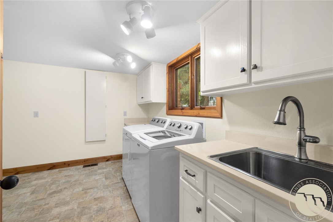 3065 Gregory Drive West