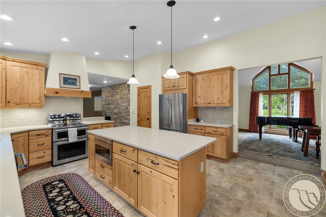 3065 Gregory Drive West