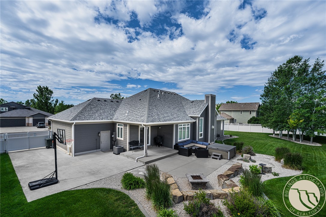 6185 Ironwood Drive