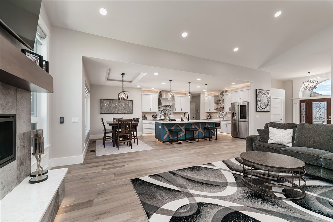 6185 Ironwood Drive