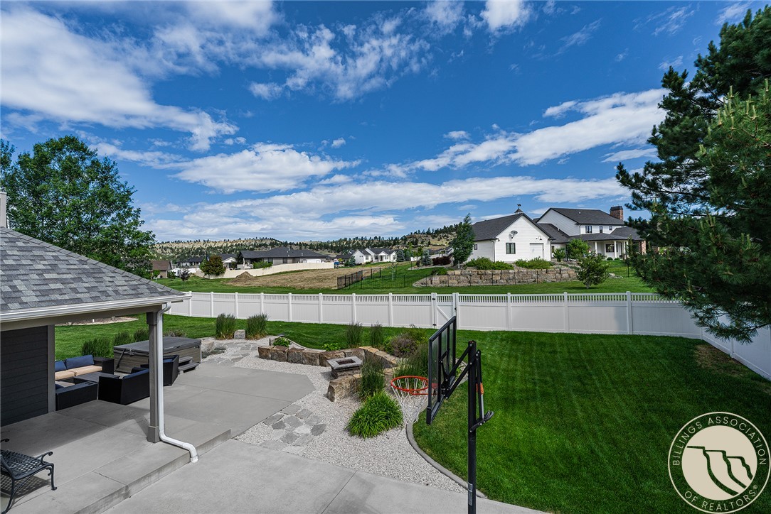 6185 Ironwood Drive