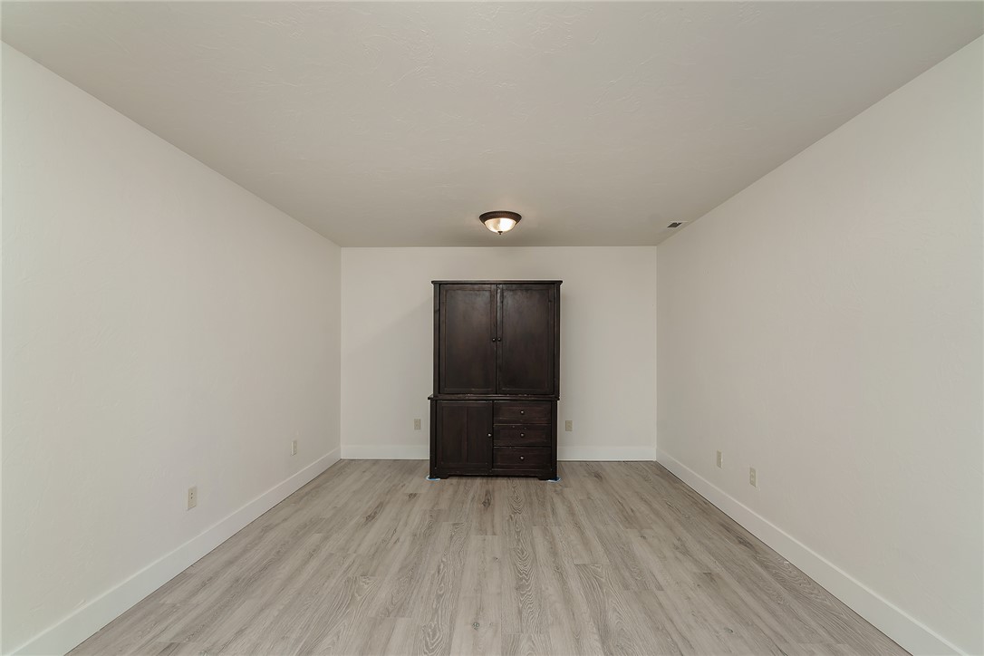 3706 Iroquois Trail