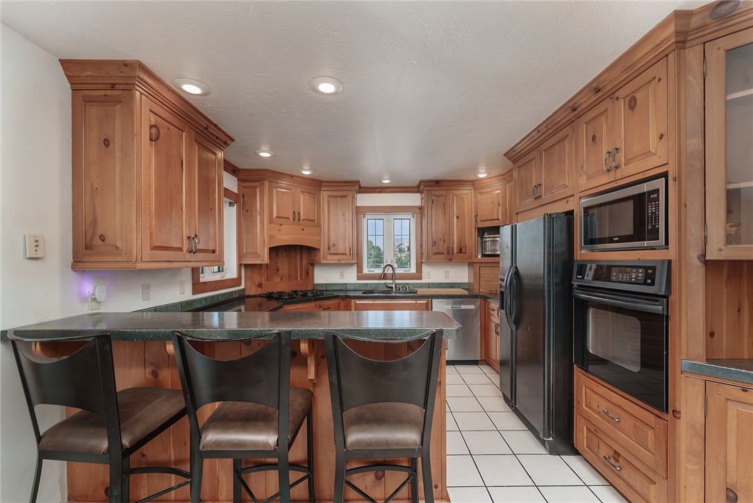 3706 Iroquois Trail