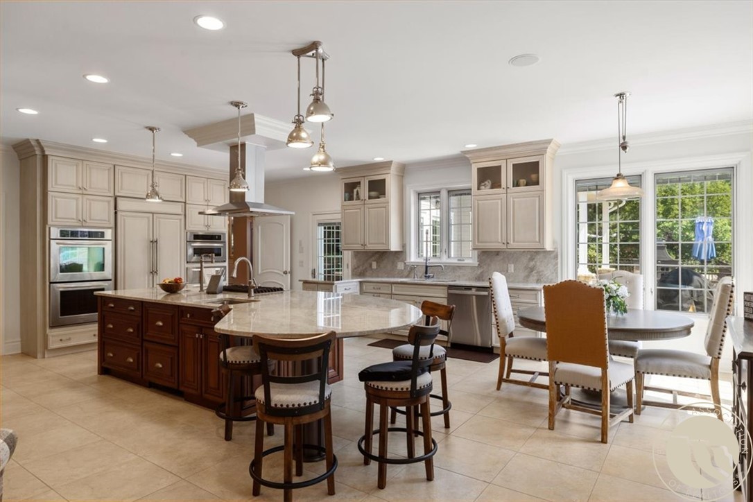 620 HIGHLAND PARK Drive