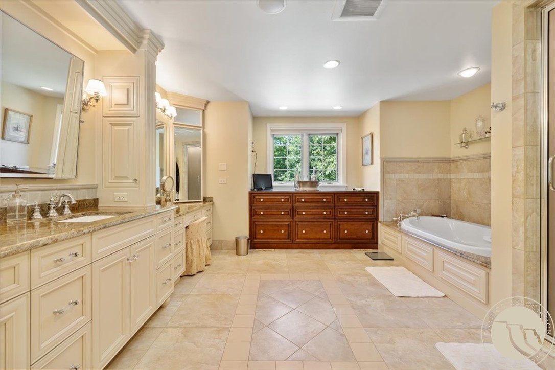 620 HIGHLAND PARK Drive