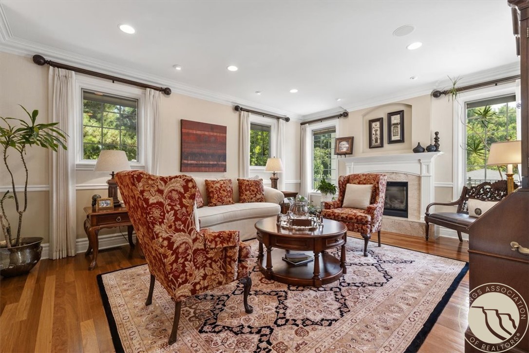 620 HIGHLAND PARK Drive