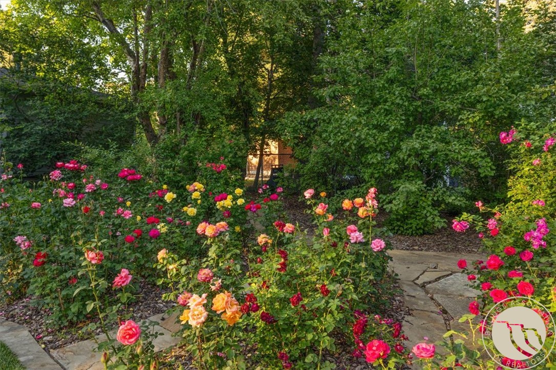 620 HIGHLAND PARK Drive