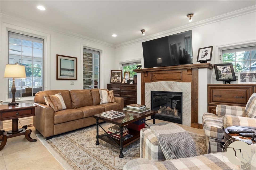 620 HIGHLAND PARK Drive