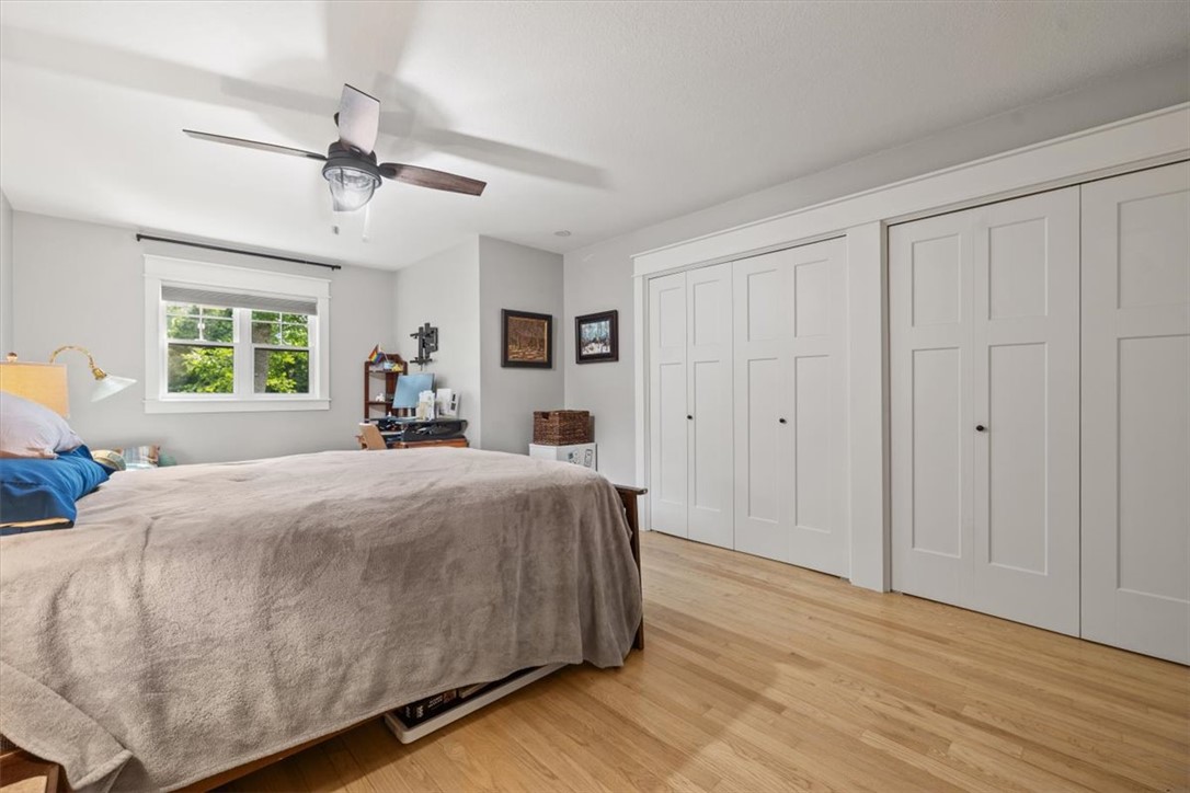 2510 Longfellow Place