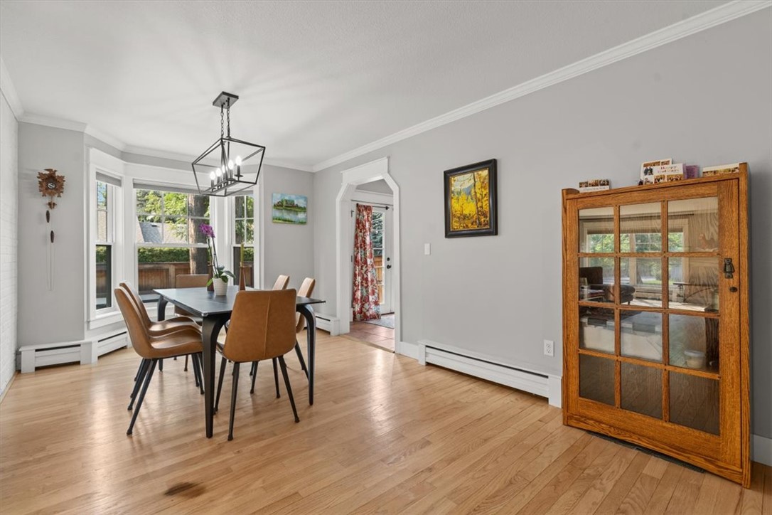2510 Longfellow Place