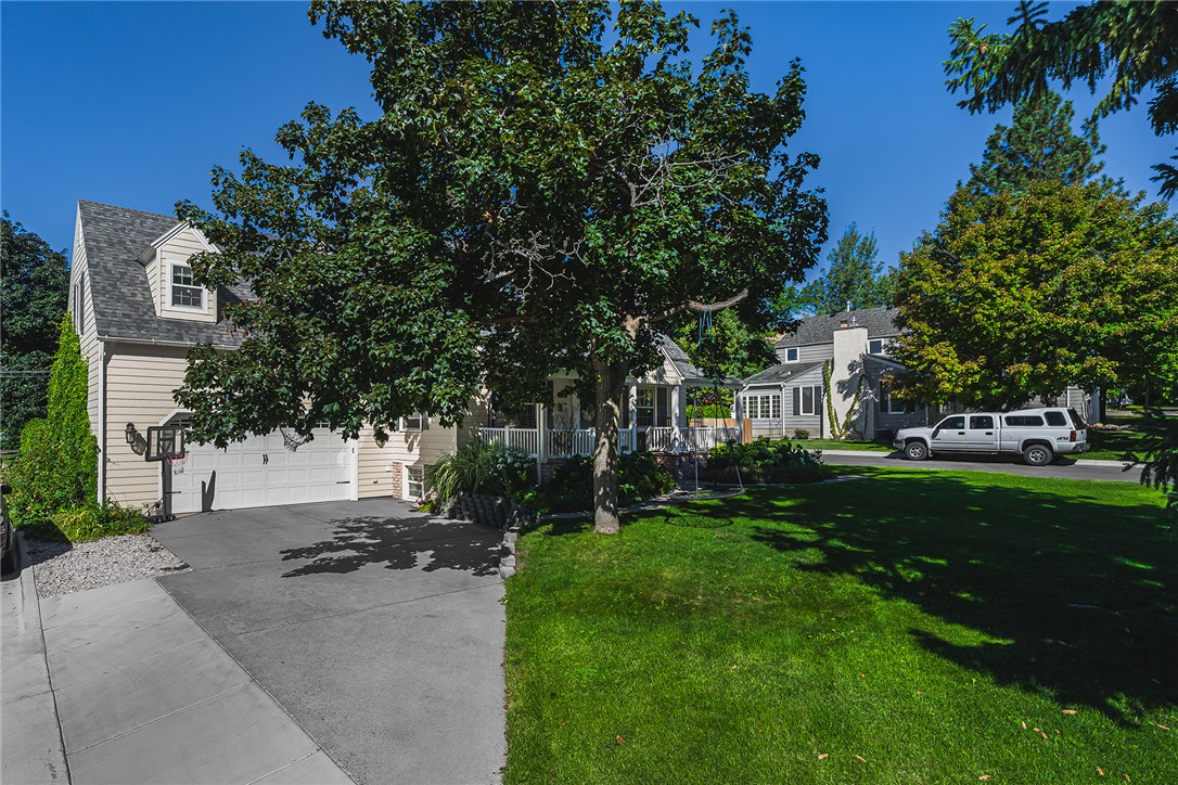 2620 Highwood Drive
