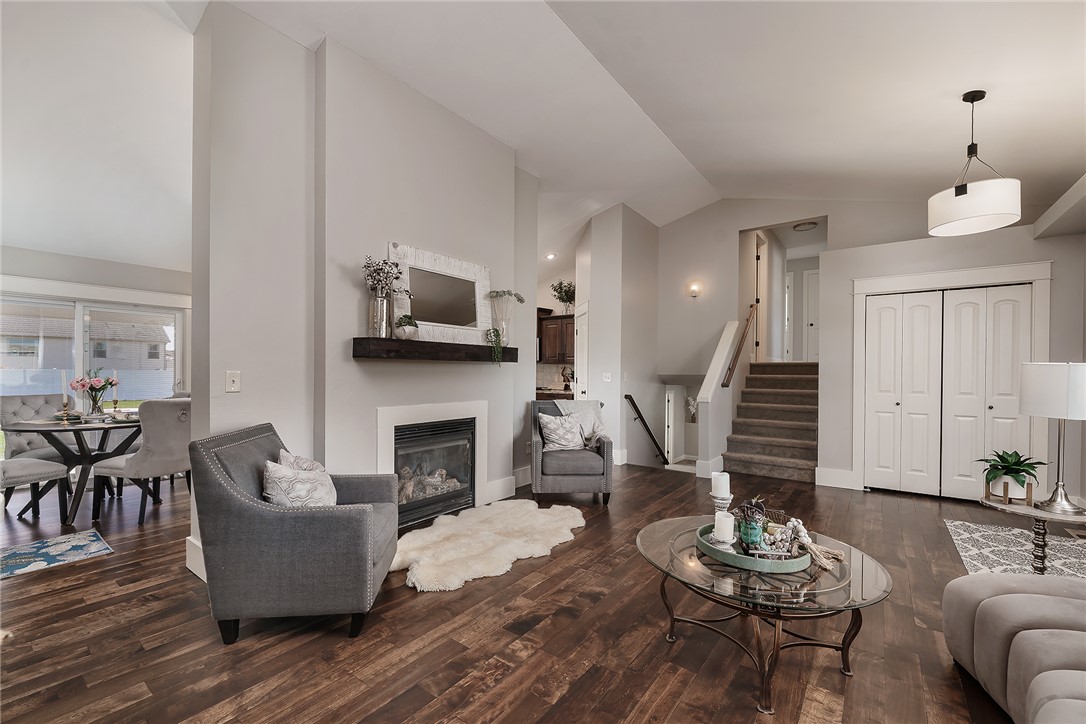 6840 Lakeshore Drive